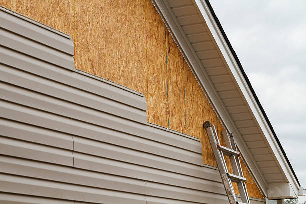 24/7 Emergency Storm Damage Siding Repair experts in Doylestown, PA